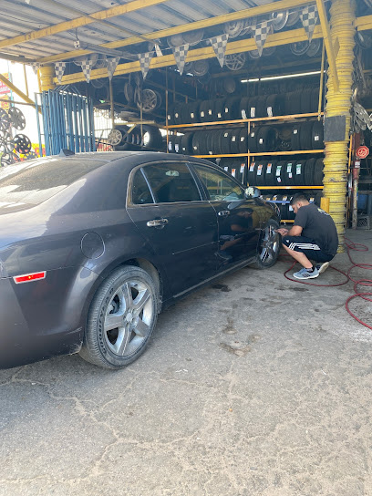 Llantera El Borrego en Mexicali