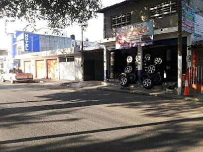 Llantera Gallardo en Tecomán