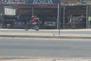Llantera López en Mexicali