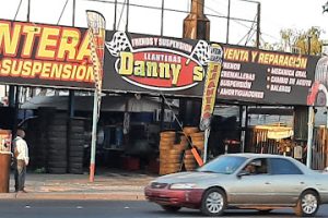 Llanteras Danny’s en Mexicali