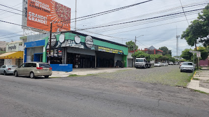Llantera Checo Sucursal Colima en Colima