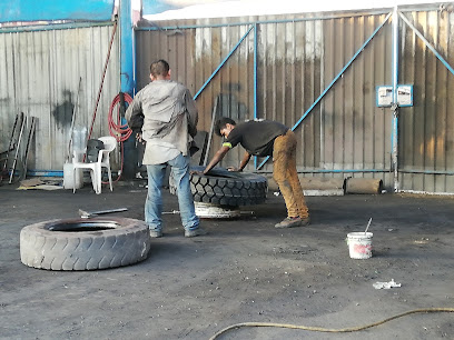 Llantera Herrante en Manzanillo