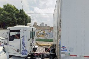 Llantera La Rana en López Mateos