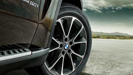 El Millón de Llantas (Independencia 1311) en Guadalupe