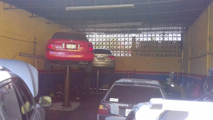 Llantas y Servicios Jireh en Guadalupe