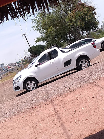 Llantera y Renovadora El Crucero en Los Mochis