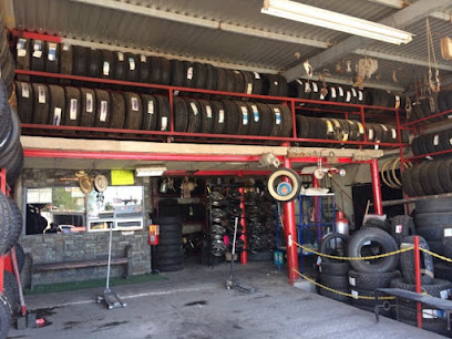 Llantera El Cachuta en Hermosillo