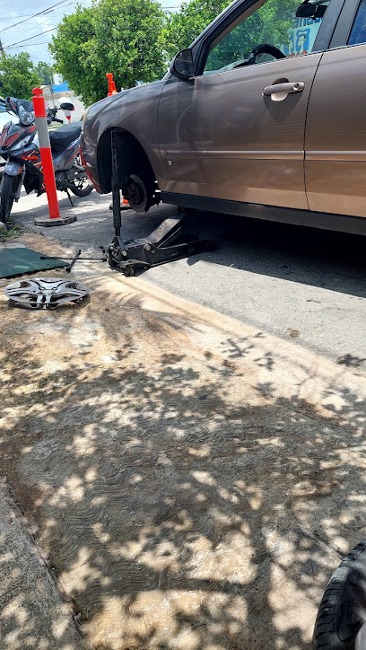 Llantera El Paisa en Mérida