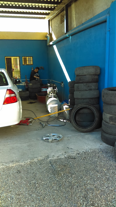 Llantera Sotelo Para Llantas Medida Pequeña en Hermosillo