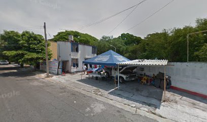 Llantera Elias y Mas Servicios en Villa de Álvarez