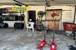 Llantera Express (Calle 24 de Febrero) en Puerto Vallarta