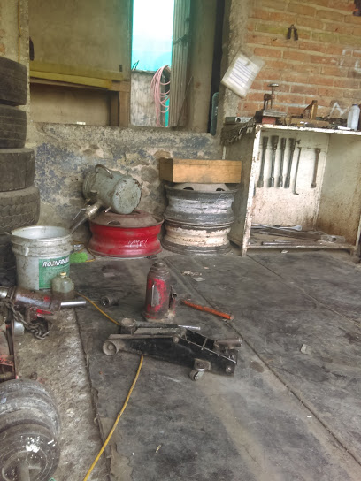 Llantera Servicio Rapido en Tlaquepaque