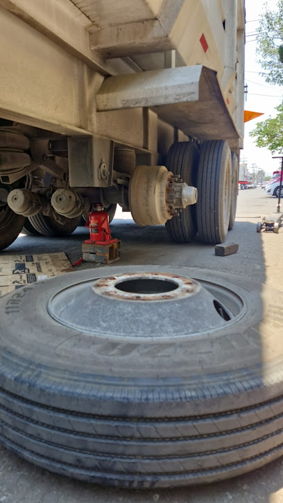 Talachas Llantas & Secciones, Balanceo, Nitrógeno En Llantas, Baterias y Lubricantes Elizalde en Ecatepec de Morelos