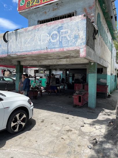 Vulcanizadora (Avenida Universidad) en San Nicolás de los Garza
