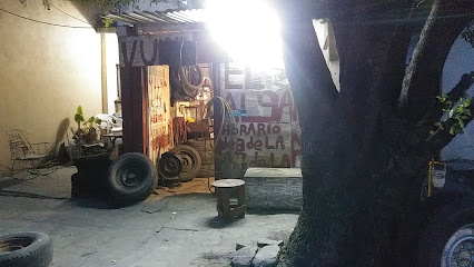 Vulcanizadora El Albañil en San Nicolás de los Garza