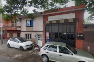 Lubricantes y Refacciones La Refa en Zamora